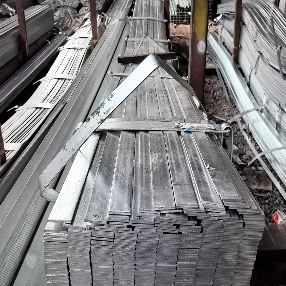 Manufacturer Supplies Q235 Galvanized Flat Iron Construction Engineering Bracket Lightning Protection Buried Special Flat Steel Ready for Sale in Seconds