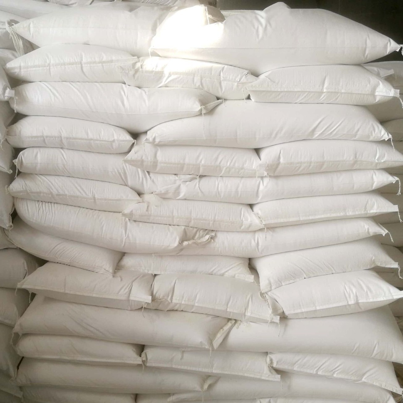 Gray-White Zeolite Powder 200 Mesh Feed Grade Fertilizer Grade Post-Forming Zeolite with High Silica Content