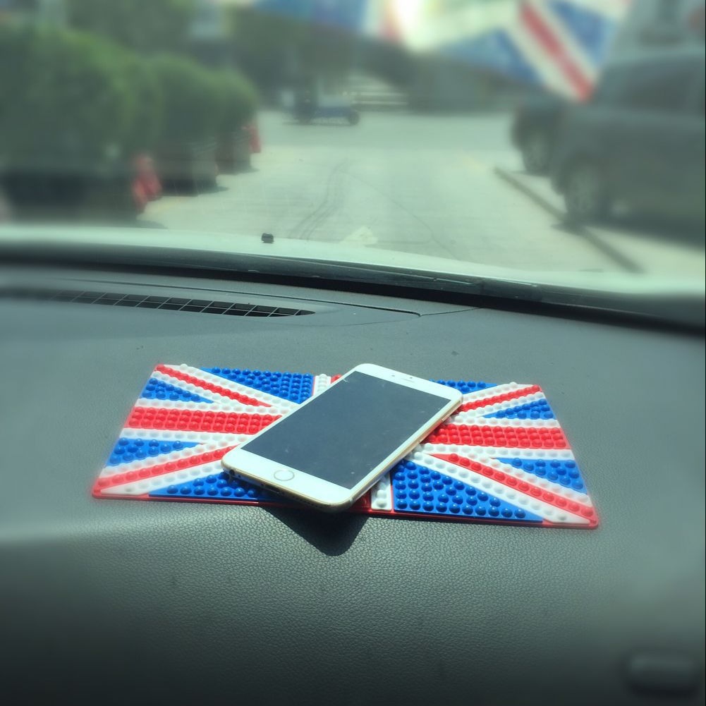 Multifunctional seamless non-adhesive car mobile phone non-slip mat in stock temporary parking number plate car soft rubber storage mat