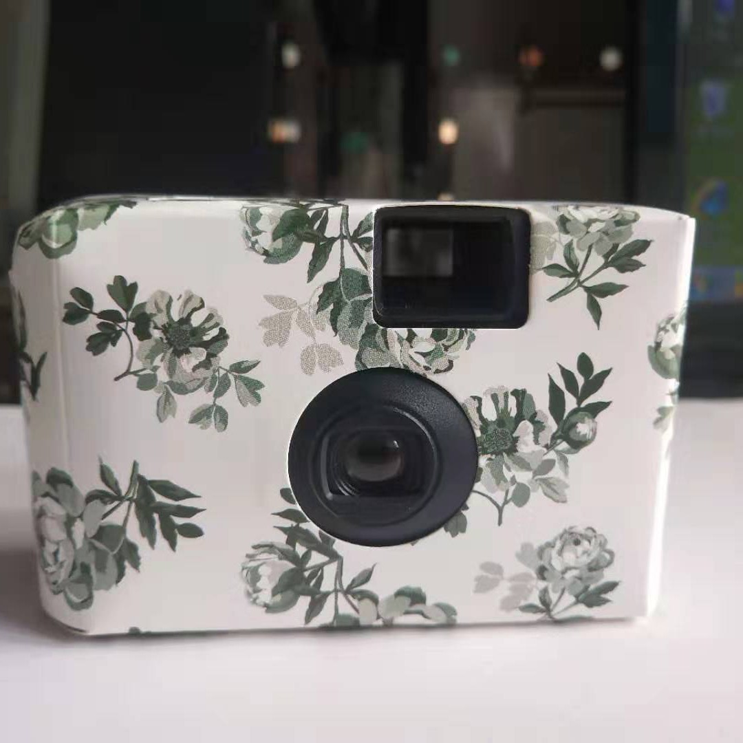 Disposable Night Camera with Flash