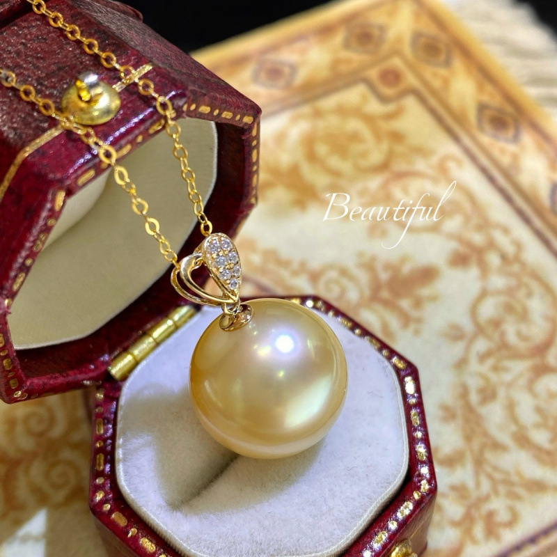 G18K Thick Gold Heart Sea Water Pearl Pendant 13-14mm Sea Water South Sea Gold Beads