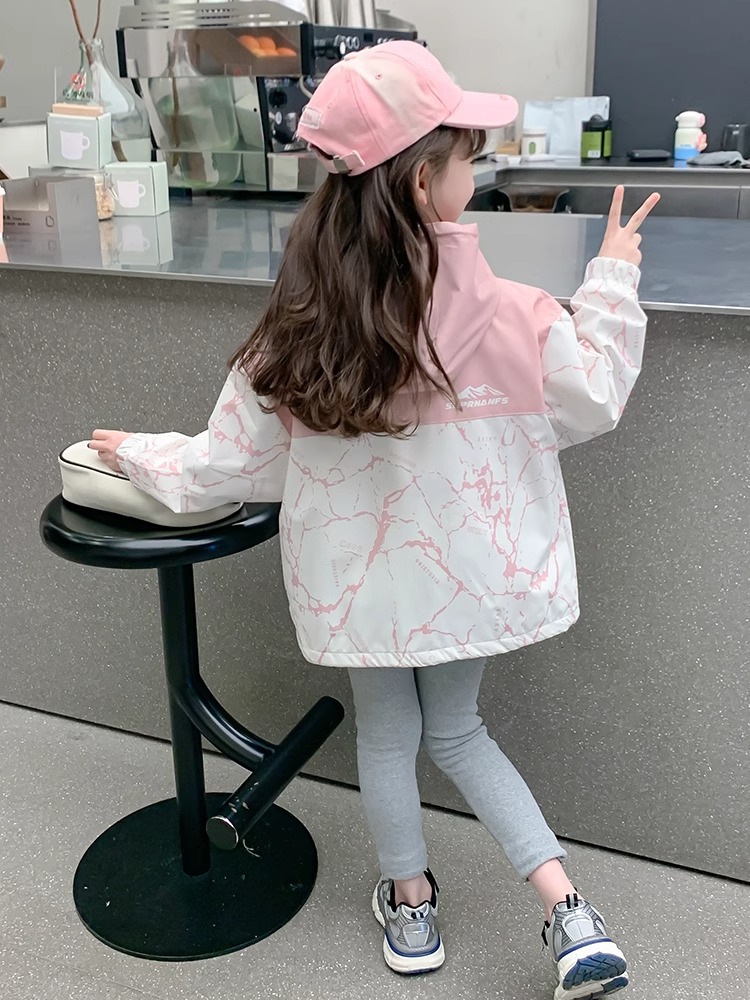 Girl's Coat Spring and Autumn 2025 New Children's Western Style Spring Jacket Top Girl's Sports Internet Celebrant Rustic Clothes