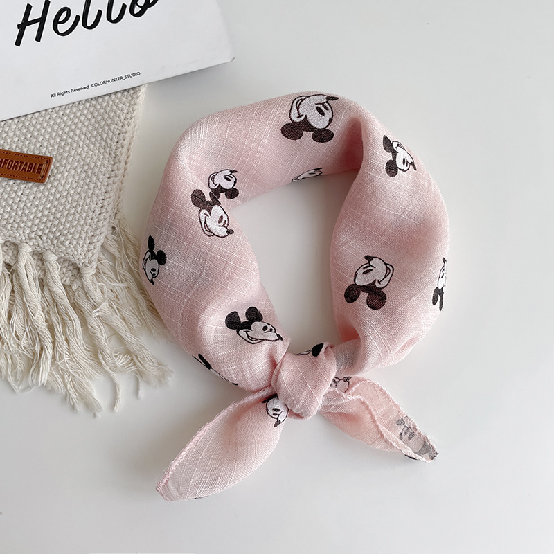 2024 Korean version of the new children's scarf cartoon triangle baby saliva towel baby cute scarf wholesale