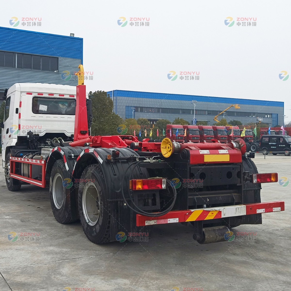 Shaanxi Automobile Xuan De Rear Dual Axle Cab Removable Garbage Truck Removable Garbage Truck Manufacturer Hook Arm
