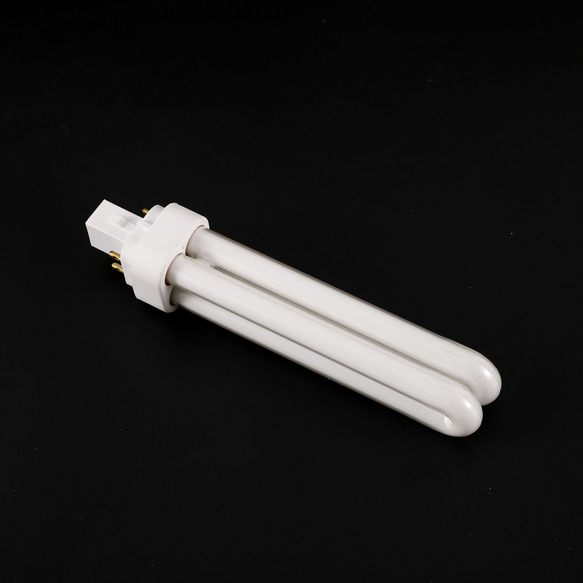 PLC four-pin 18W student eye protection lamp tube table lamp household U-shaped energy-saving lamp 360-degree luminous fluorescent lamp