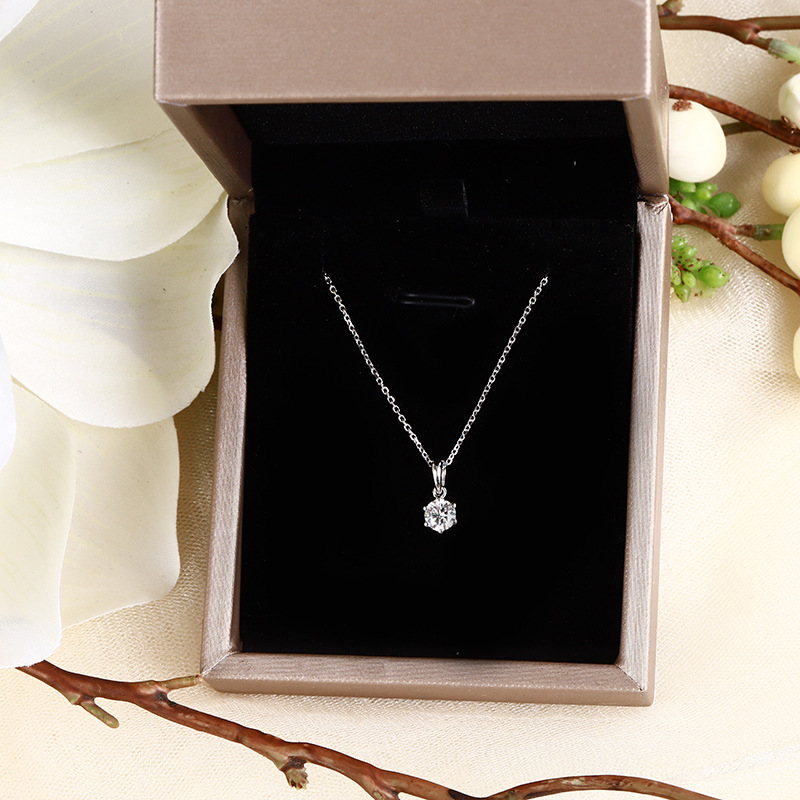 18K Cultivated Diamond Artificial Necklace Classic Six-Prong Pendant Single Pendant Clavicle Chain Laboratory Synthetic Diamond