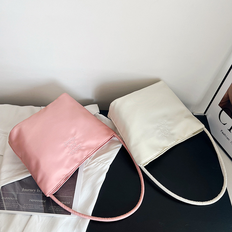 Korean New Women's Bag Large Capacity Handbag Fashion Casual Lightweight Women's Bag Shoulder Bag Loose Bucket Bag