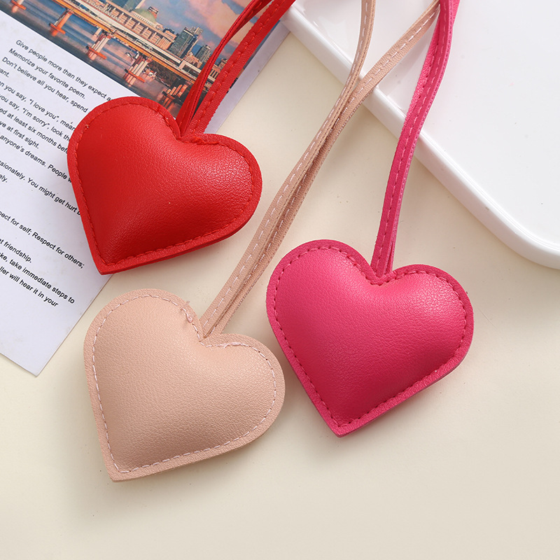In-Stock Creative Pu Leather Peach Heart Simple Leather Pendant Bag Pendant Heart Bag Pendant Clothing Bag Accessory