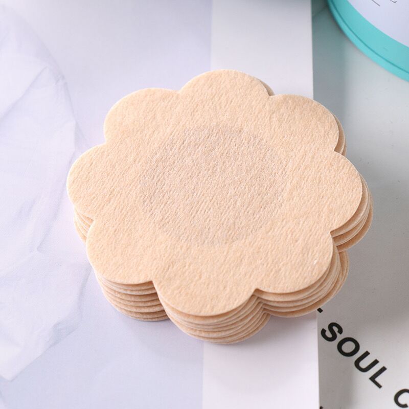 Cross-border supply disposable non-woven breast patch breast patch silicone invisible chest patch anti-bump anti-light nipple patch