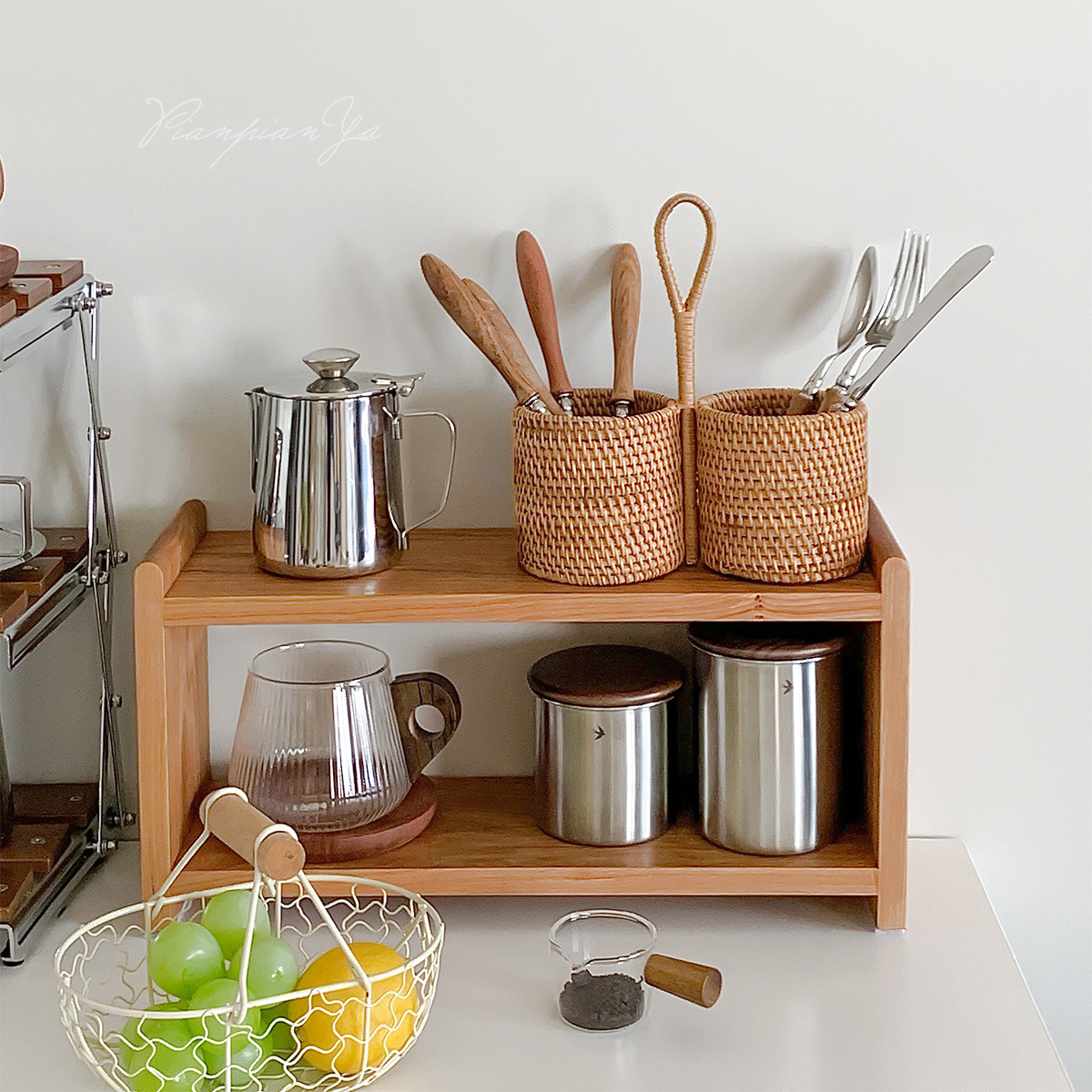 Solid wood storage rack double-layer cherry Beech desktop tea set Cup storage rack office desk organizing rack