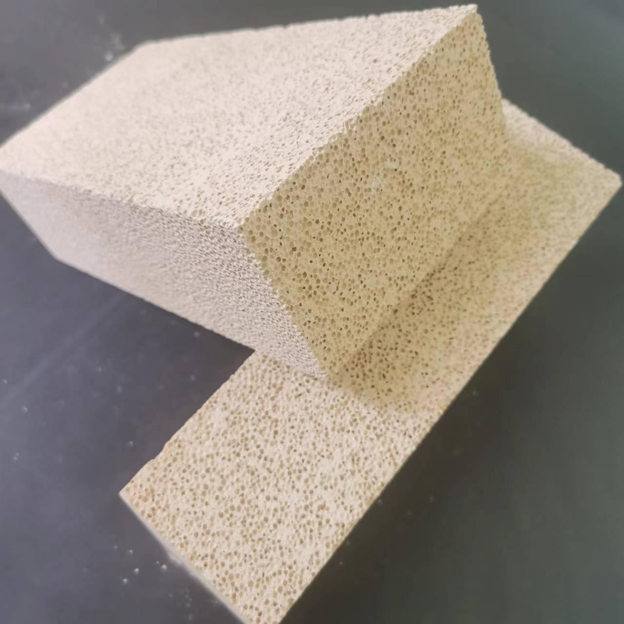 Light mullite refractory brick manufacturer KDM23/26/28/30 high temperature mullite thermal insulation brick