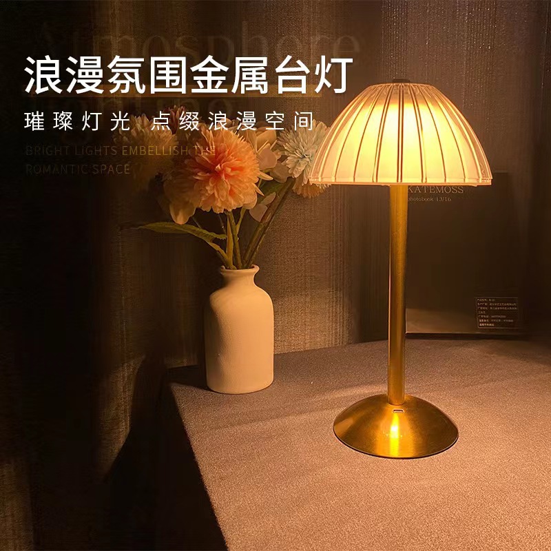 Crystal Retro Table Lamp Bedroom Bedside Lamp Light Luxury Atmosphere Lamp Bedside Table Lamp Rechargeable Night Light Master Bedroom High-End