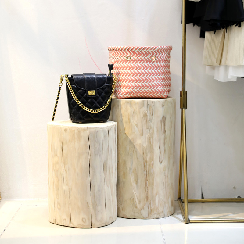 Nordic Solid Wood Round Stool, Log Tree Stump Ornament, Root Carving Stool, Wooden Stool for Changing Shoes, Living Room Wooden Coffee Table