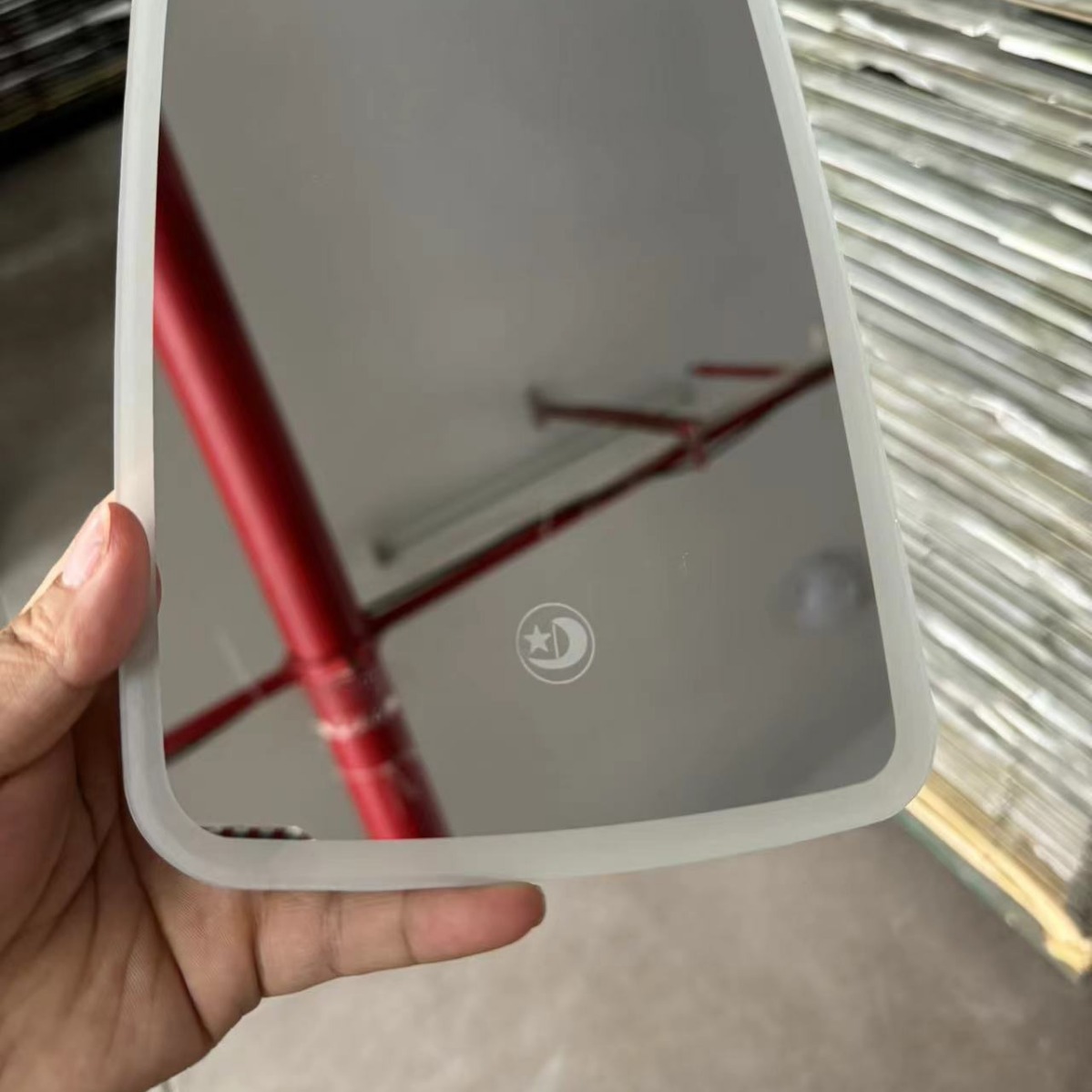 Smart Makeup Light Mirror Mirror Cutting and Processing Led Fill Light Lens Cutting Sand Blasting Screen Printing Coating Factory Batch