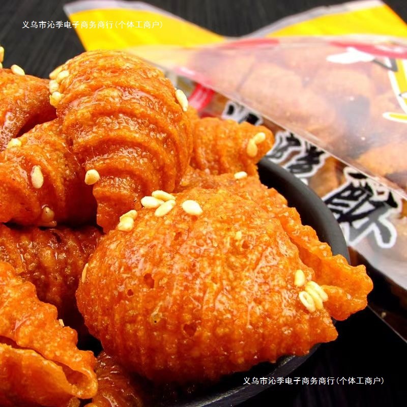 Free Shipping Conch Pastry Large Pack Sweet Spicy Fish Rolls Crunchy Puffed Food Leisure Snack Shop Snacks