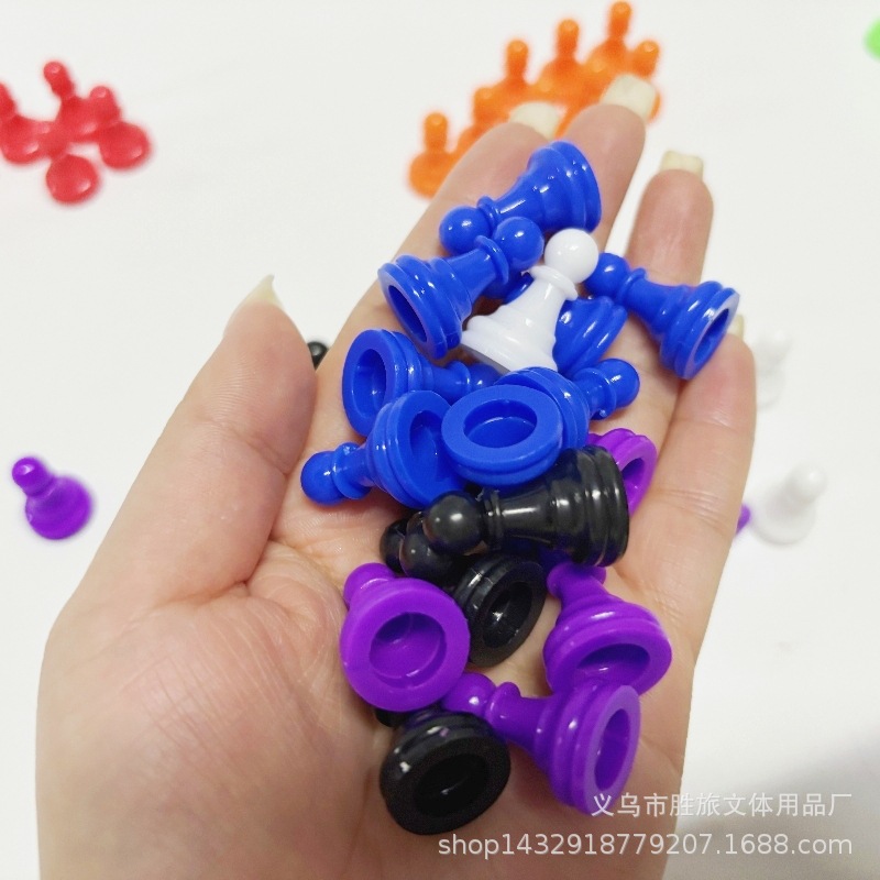 Color plastic flying chess checkers board game accessories children's entertainment teaching games chess mixed chess wholesale