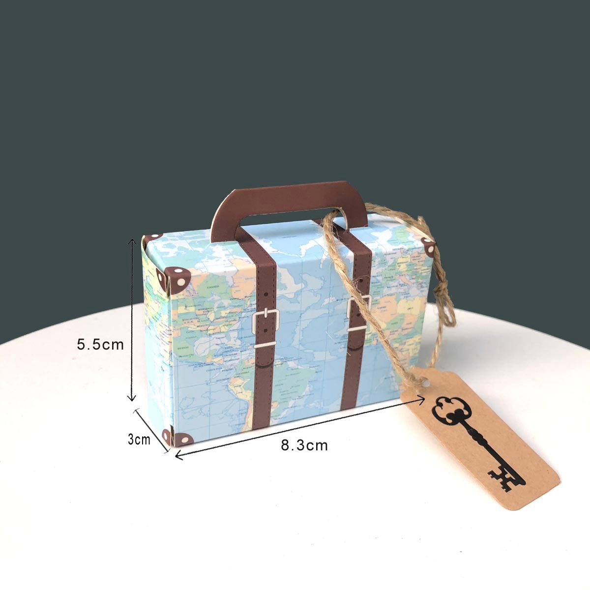 2021 New Creative Luggage Wedding Candy Box Gift Box Map Travel Retro Kraft Paper Airplane Candy Box