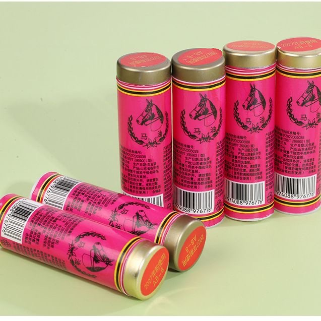 Hardcover Chinese-Made Moisturizing Cream Horse Oil Old-Fashioned Anti-Chapped Hand Cream Moisturizing Oil Old-Fashioned Stick Oil Wholesale