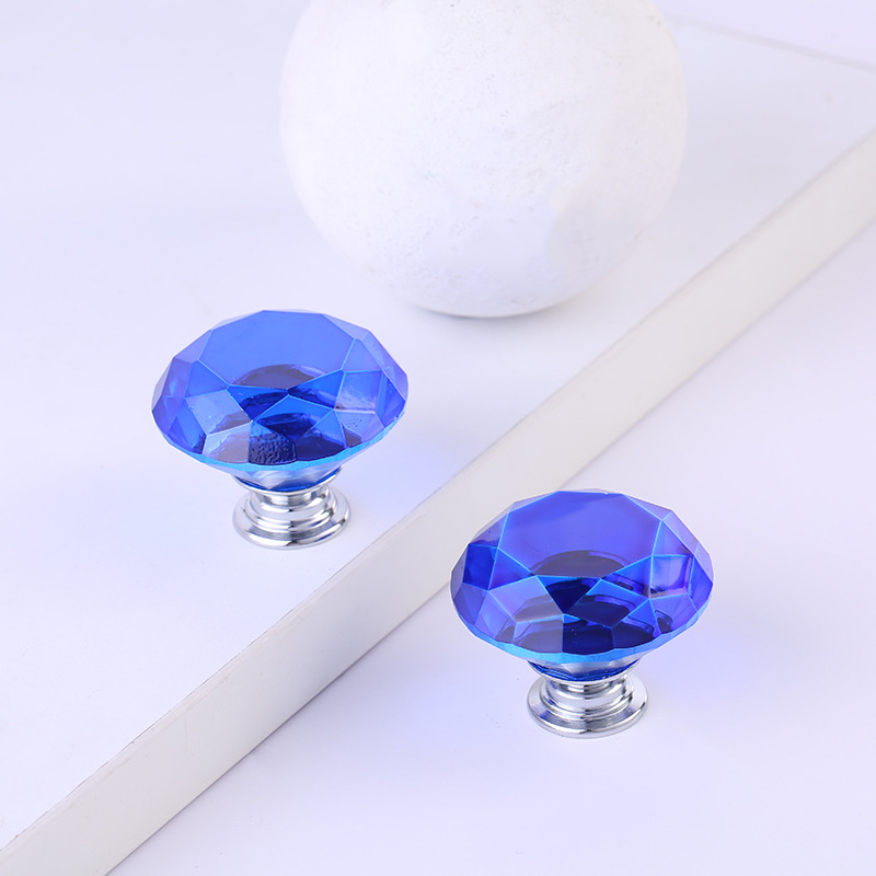 Factory wholesale Nordic modern simple wind diamond type single hole crystal handle shoe cabinet glass handle furniture accessories