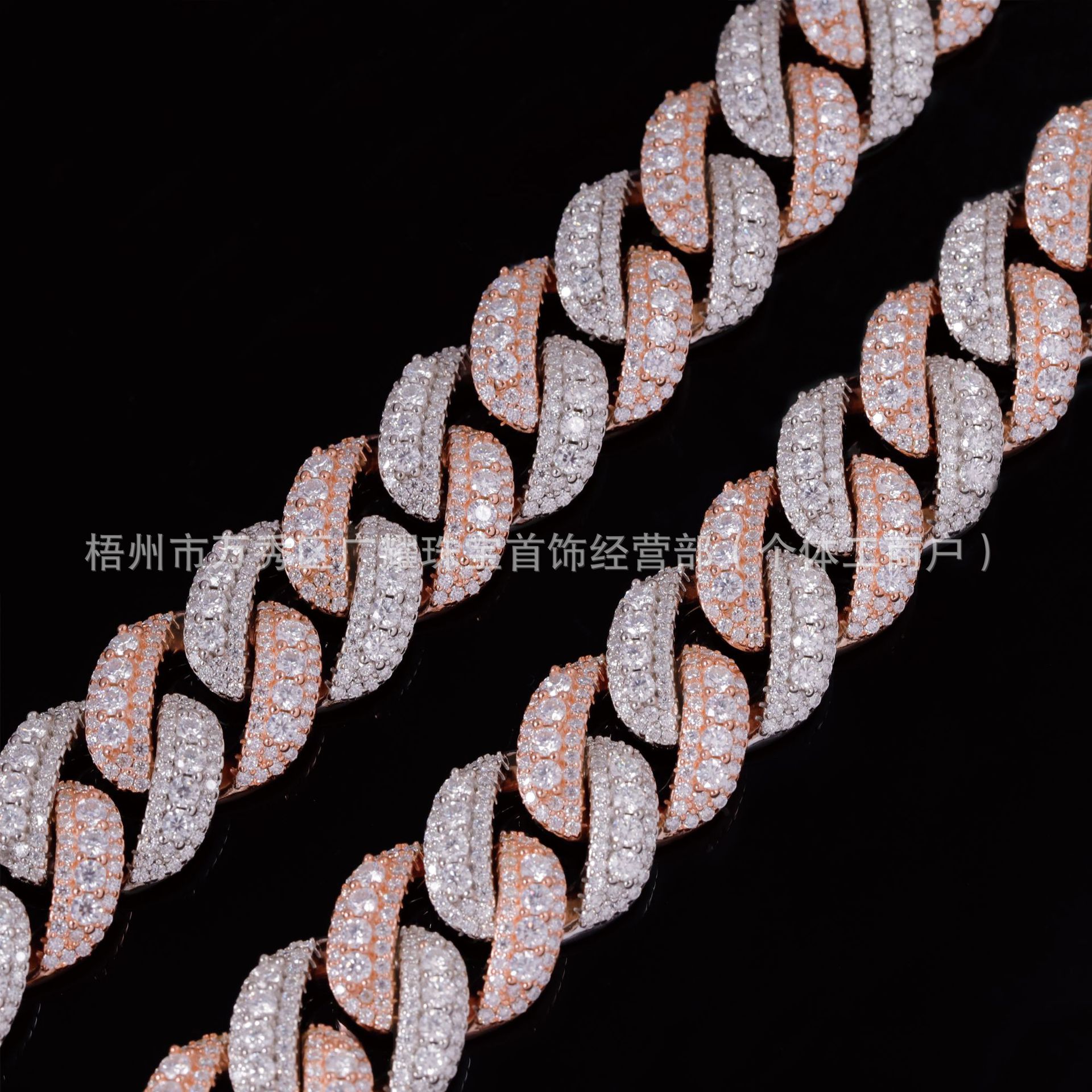 European and American Popular Two-Tone Diamond-Shaped S925 Silver Fully Encrusted Moissanite Cuban Chain Necklace Hip-Hop Style Unisex Necklace