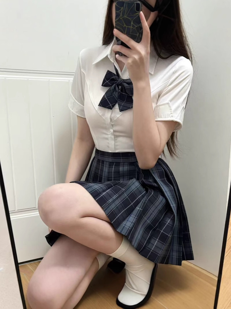 Hot Girl Jk Plaid Pleated Skirt with Waist-Cinching Design, Preppy Style, Unique Slim Fit, High-Waisted and Versatile