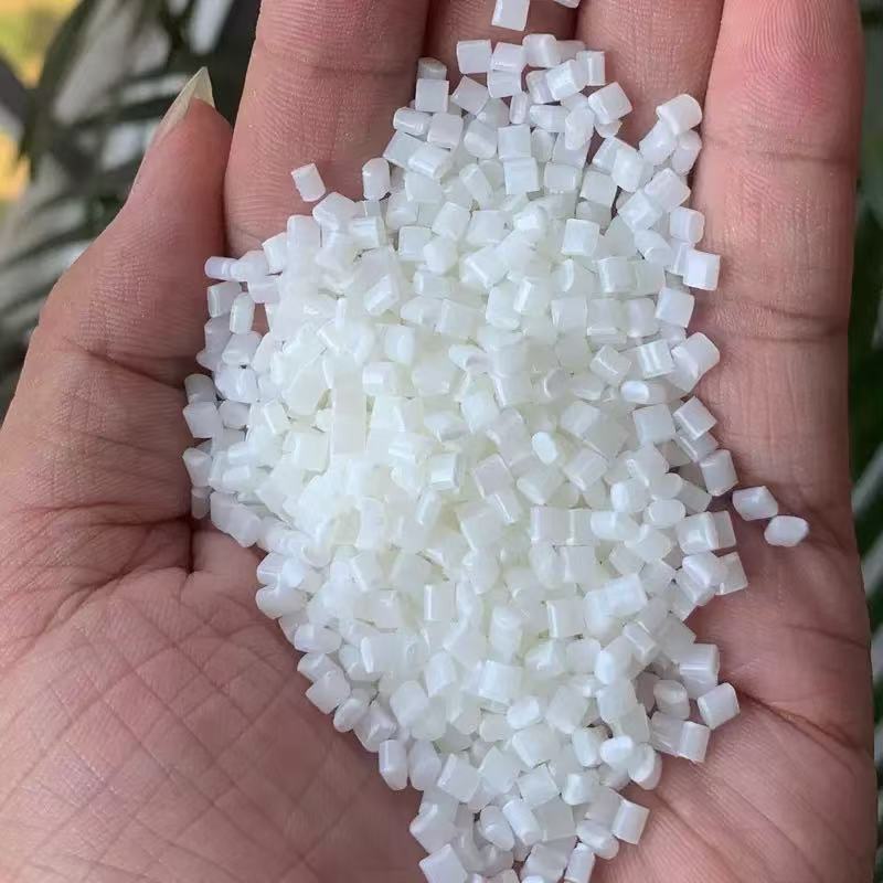 Pc/Abs Basic Innovation C6200-111 Flame Retardant V0 Impact Resistant Heat Resistant Automotive Parts Alloy Particle Raw Material