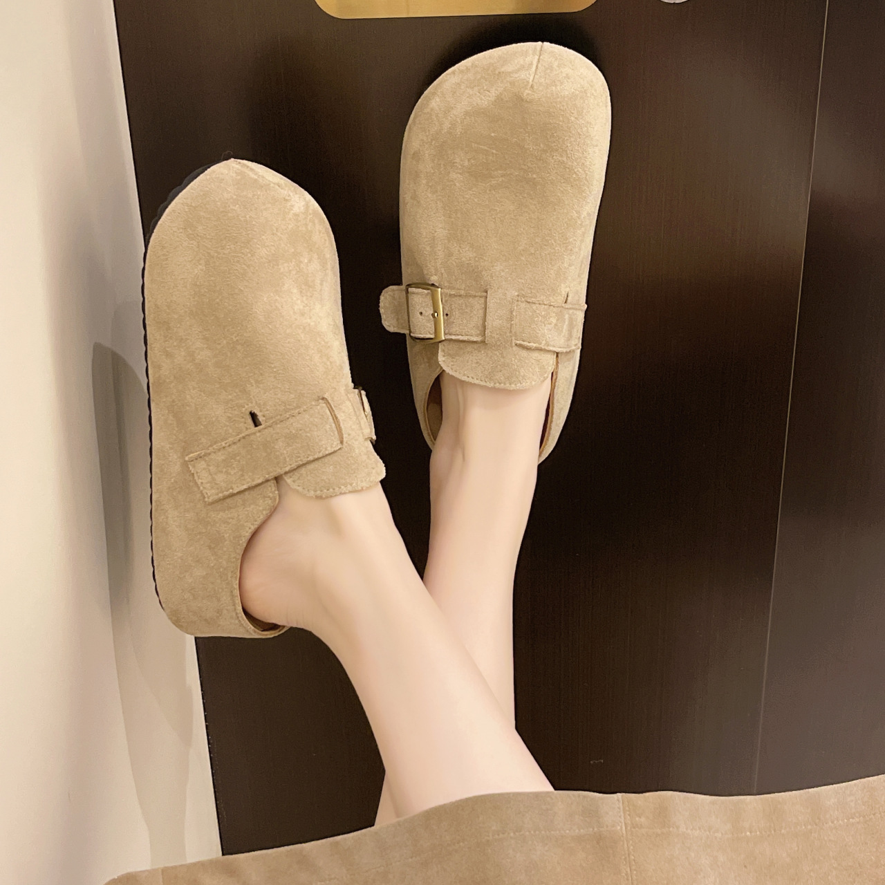 Tassel Chanel-Style Flat Slippers for Women, New 2025 Fashion Versatile Slip-On Birkenstock-Style Closed-Toe Slippers