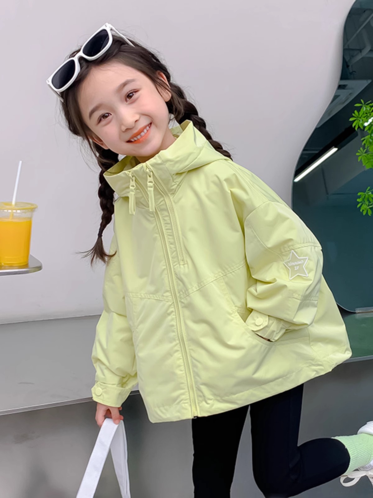 Girls' Outwears Spring and Autum 2025 New Fashionable Baby Girl Autum Clothing Korean Style Windbreaker Kidsren's Clothing Autum Jacket