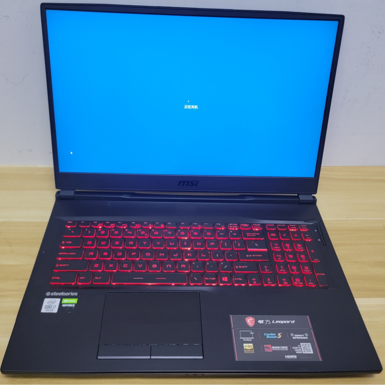 Ноутбук Assault Tank Gl75 I7-10870H32Grtx2060 6g независимый дисплей 17.3 дюйма игровой