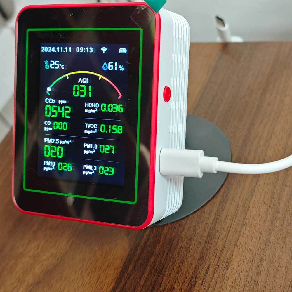 MT29 in stock Formaldehyde Detector 15 in 1 Carbon Dioxide Monitor pm2.5 CO2 Air Quality Detection