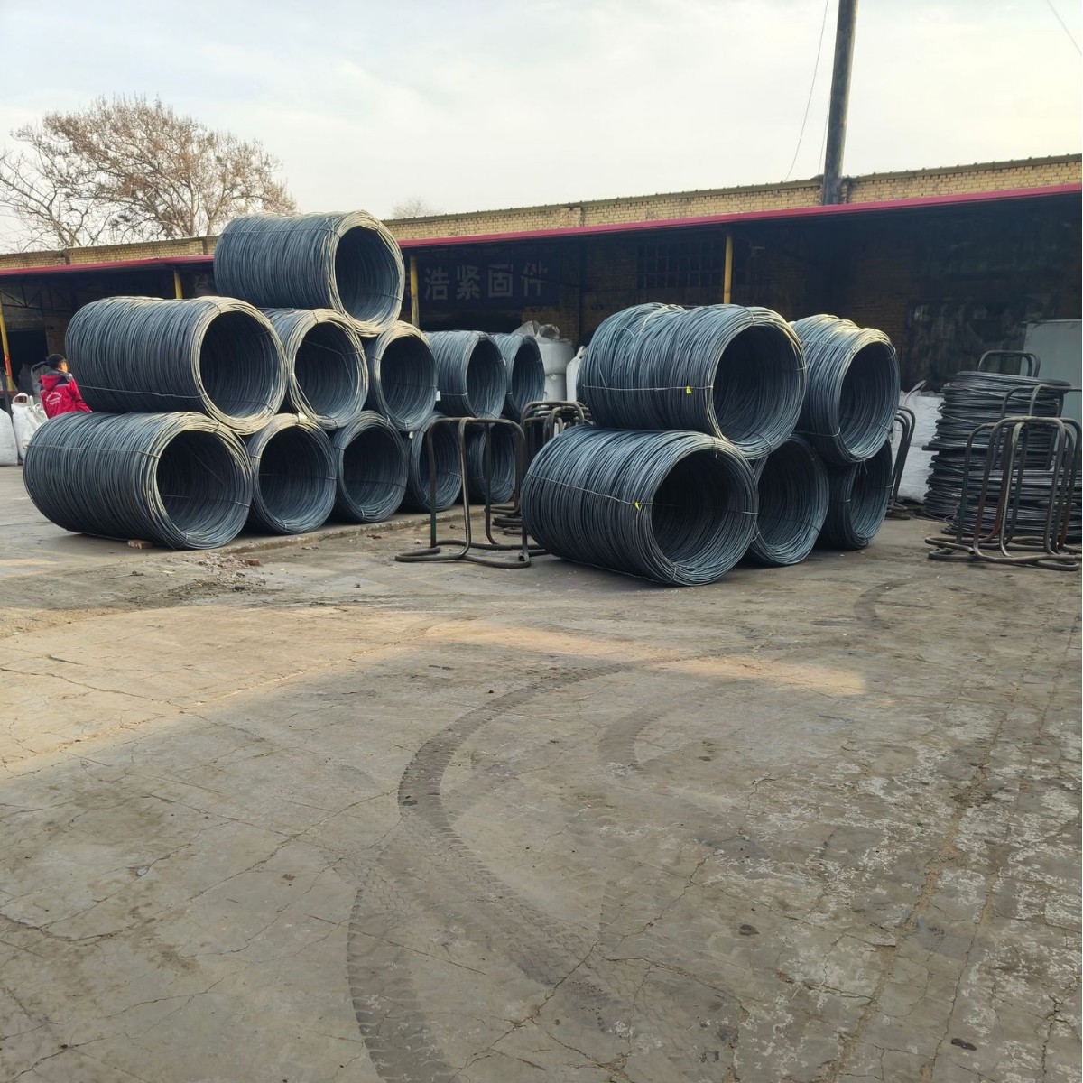 Outdoor Fixed Tent Pegs, Windproof Rope Pegs, Fluorescent Pegs, Extended Camping Pegs, Thickened Camping Iron Nails 20cm