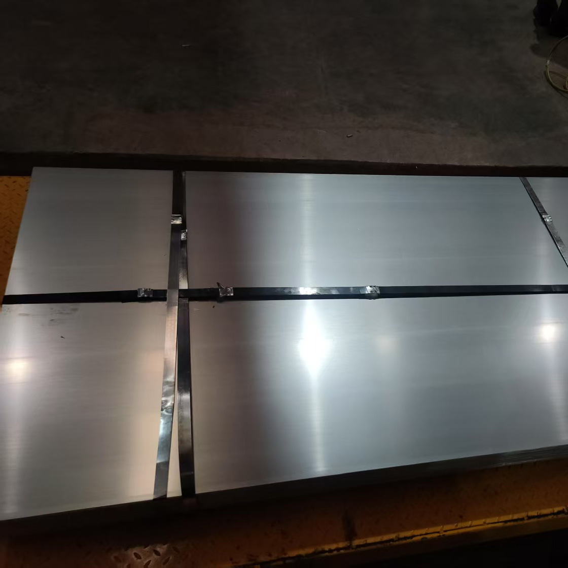 Jiangsu Nanjing Spce Cold-Rolled Steel Plate Q235B Cold-Rolled Plate Dc03 Cold-Rolled Dc04 Cold-Rolled Box Plate