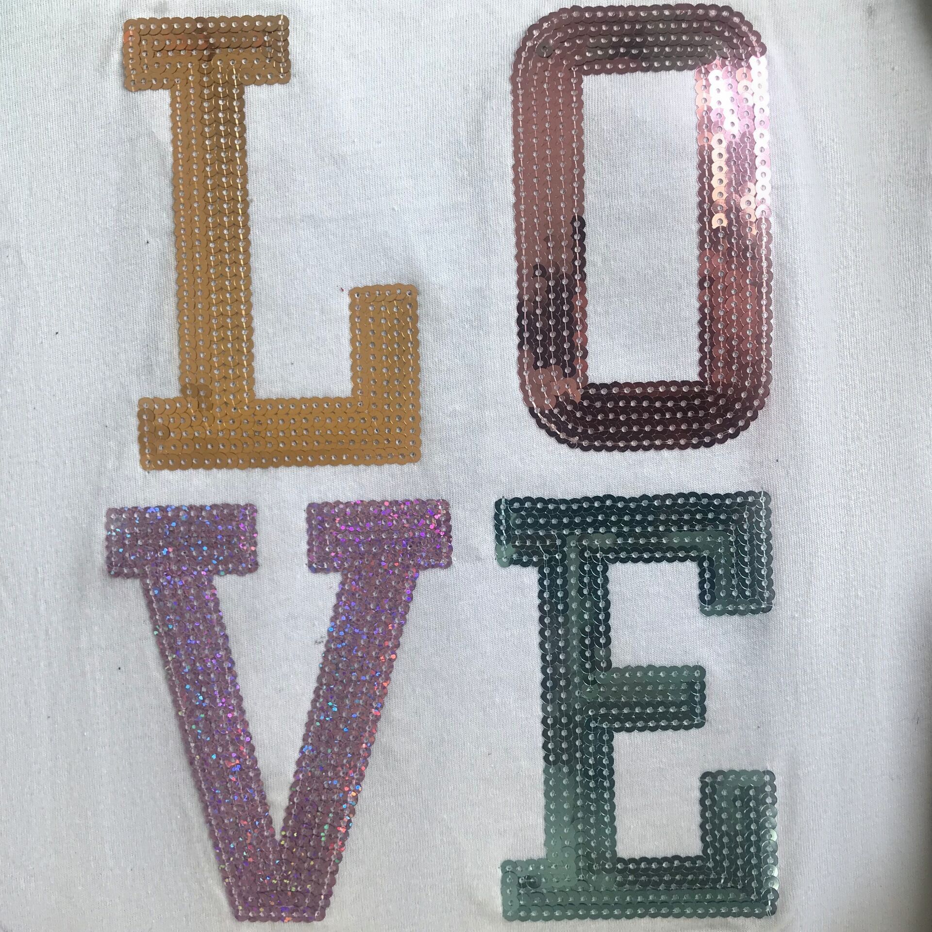 Yiwu Manufacturers Laminated Embroidered Sequins Embroidered Beads Embroidered