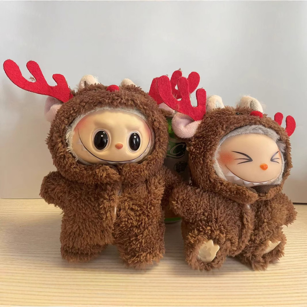 "Baby Clothes Only" 17cm Rab Cloth Pendant Christmas Deer Newspaper Labubu Clothes Cloak Sweater Wholesale