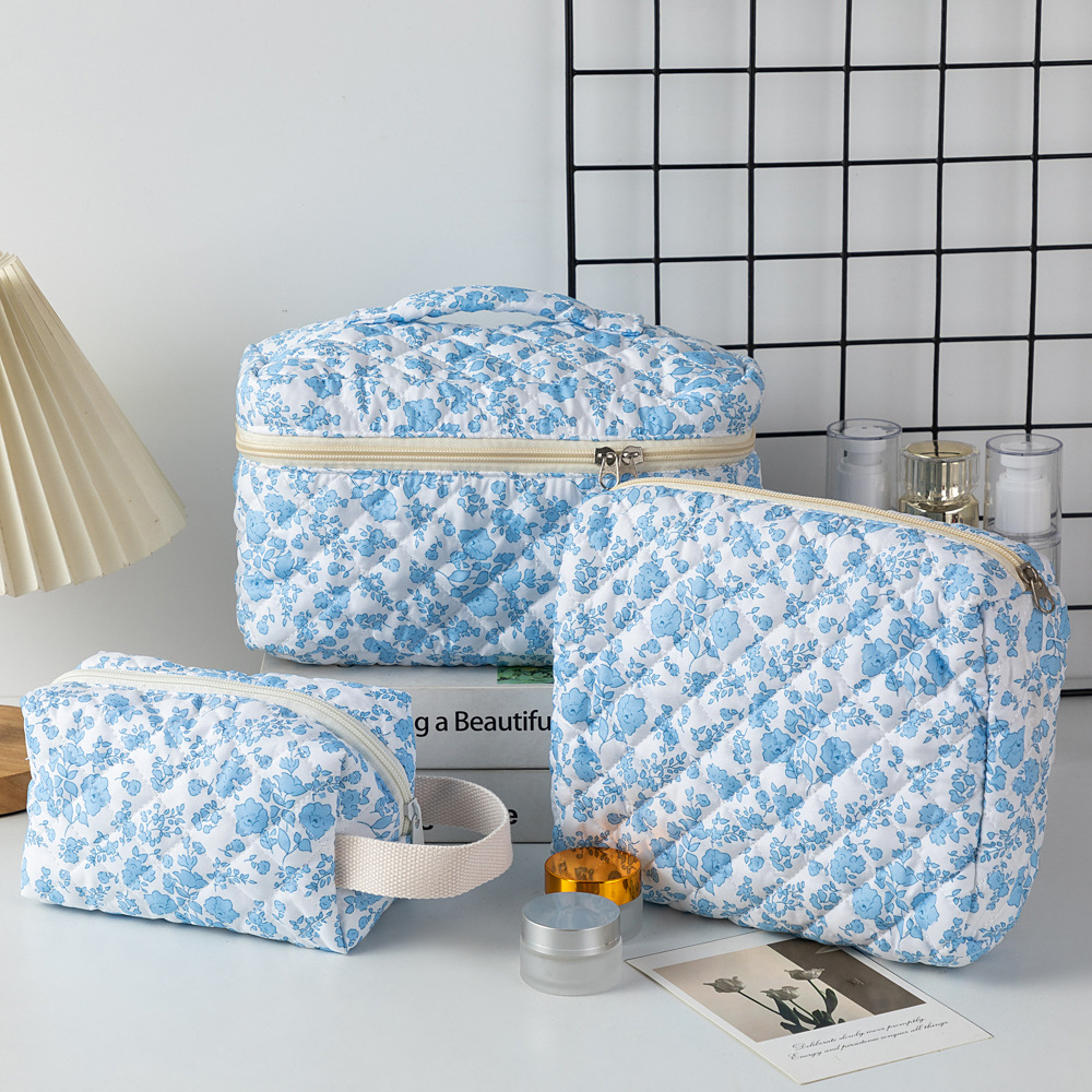 2024 Small Fresh Cute Cotton Cosmetic Bag Small Crowd Portable Washes Storage Bag Floral Ins Cute Box Bag Case