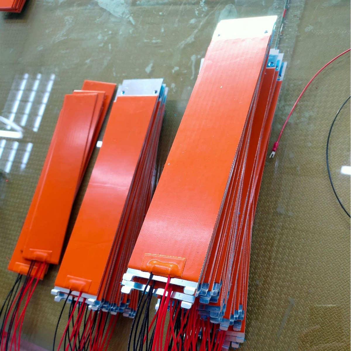 Temperature-Controlled Silicone Electric Heater Silicone Rubber Heating Plate Wind Energy Communication Cabinet Heating Sheet