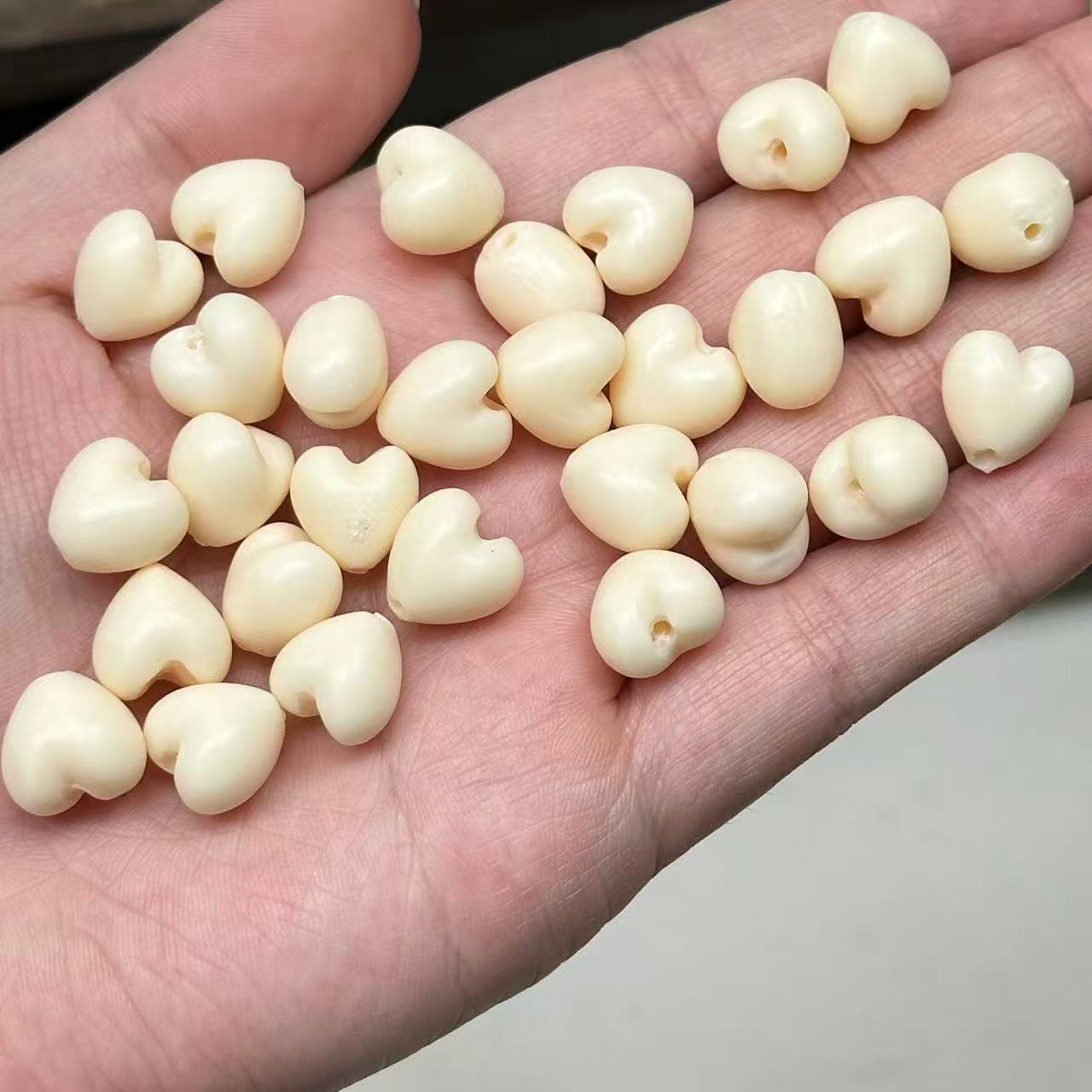Ivory Fruit Heart Carving with Beads Loose Beads DIY Bodhi Fruit Bracelet Super Cute Accessories Handheld Accessories for Men and Women