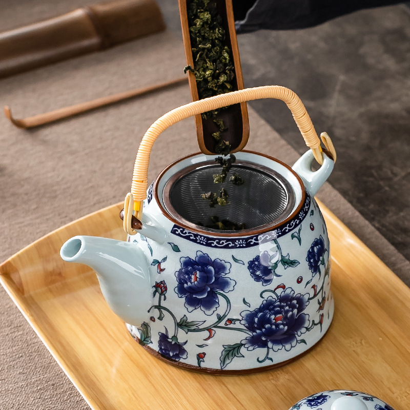 Teapot Kung Fu Tea Set Large Capacity Ceramic with Filter Coil Teapot Household Retro Convenient Teapot