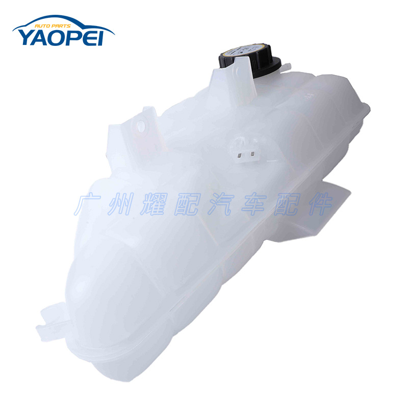 A1635000349 applicable to 1998-2005 Mercedes-Benz ML-class W163 auxiliary kettle engine coolant reservoir