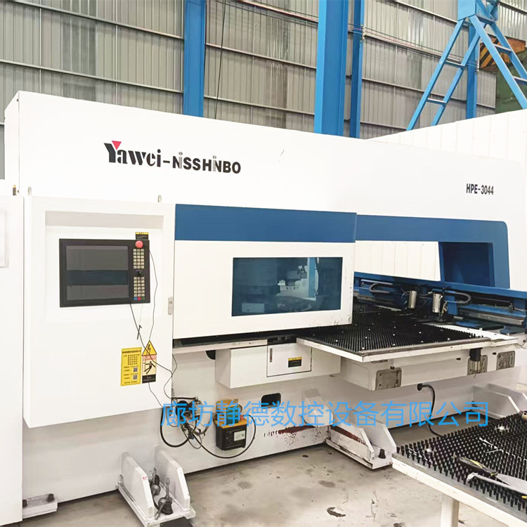 Серво ЧПУ пресс-ножницы Jiangsu Yawei HPE3044, пресс-ножницы с ЧПУ