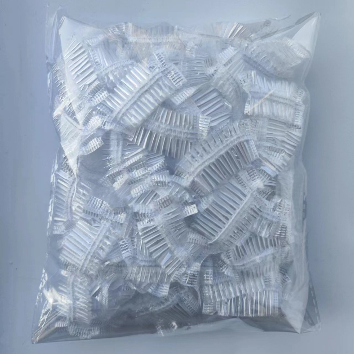 Pe Earmuffs Are Waterproof and Dustproof, Suitable for Children with Pierced Ears, Bathing, Hair Dyeing, Earphone Covers, Dustproof and Waterproof for Multiple Scenarios