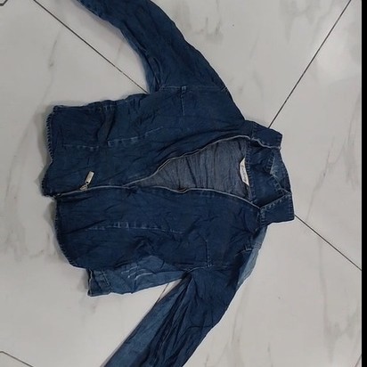 Second-Hand Clothes, Old Export, Africa, Southeast Asia, Live Supply, Denim Jacket, Classic, Fashionable and Durable