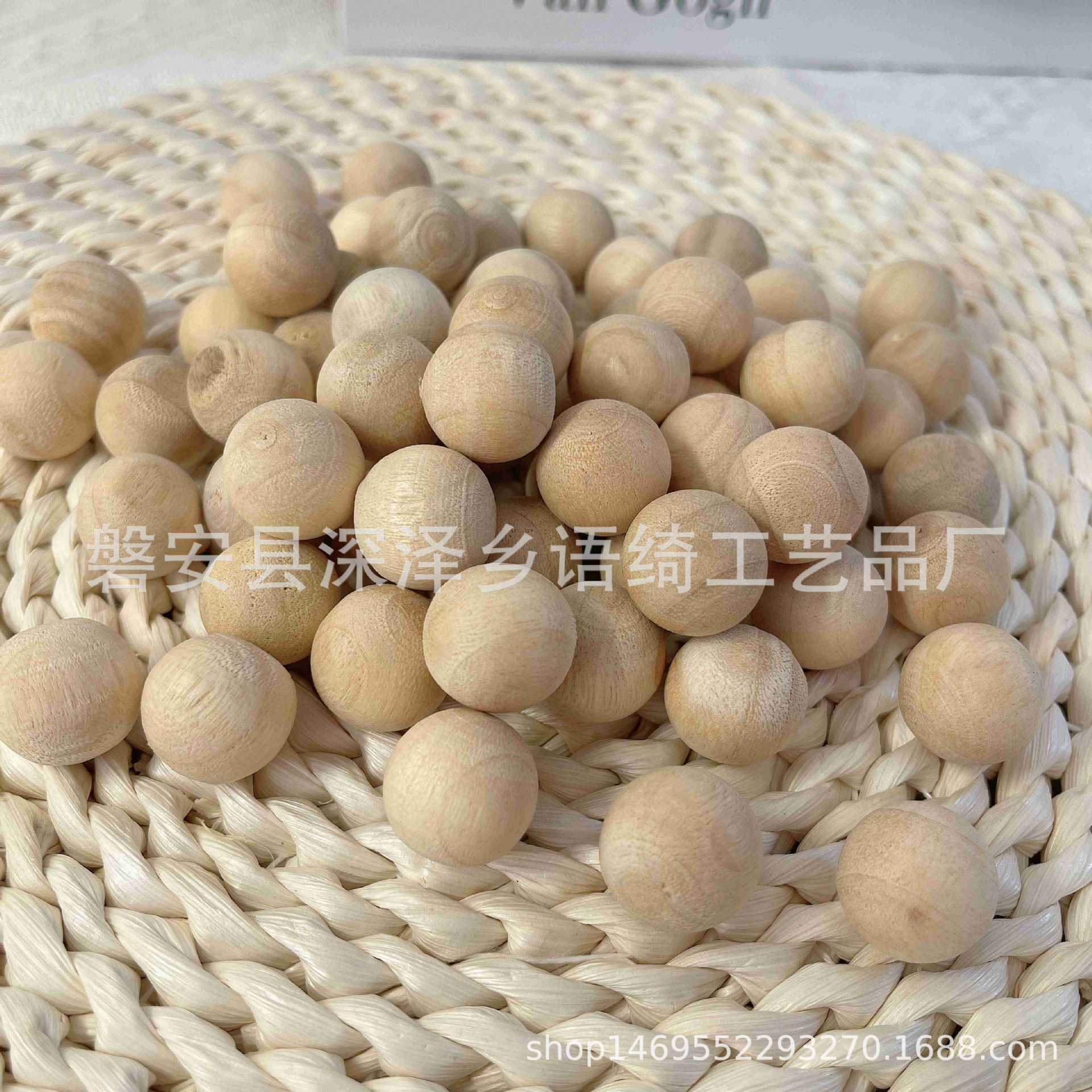 In Stock 1.8cm Camphor Wood Beads Camphor Balls Wood Blocks Insect Repellent Moth Repellent Alternative to Camphor Balls 1.8cm Solid