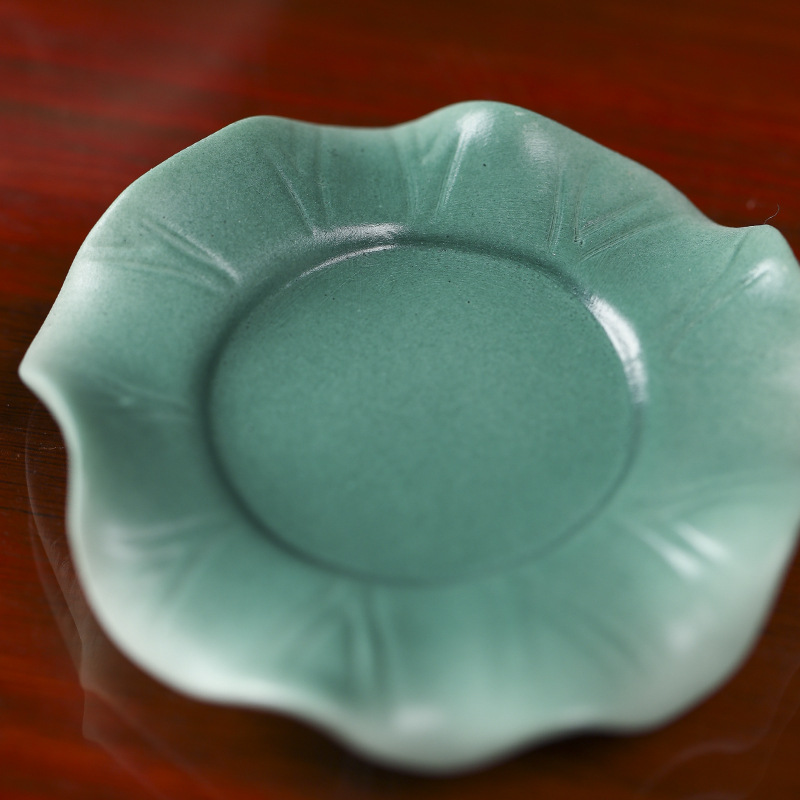 Vatican Fun Buddha Sacred Water Cup Pure Water Cup Ceramic Cup Buddha Hall Water Cup Great Compassion Water Cup Dehua Buddha Tools Wholesale