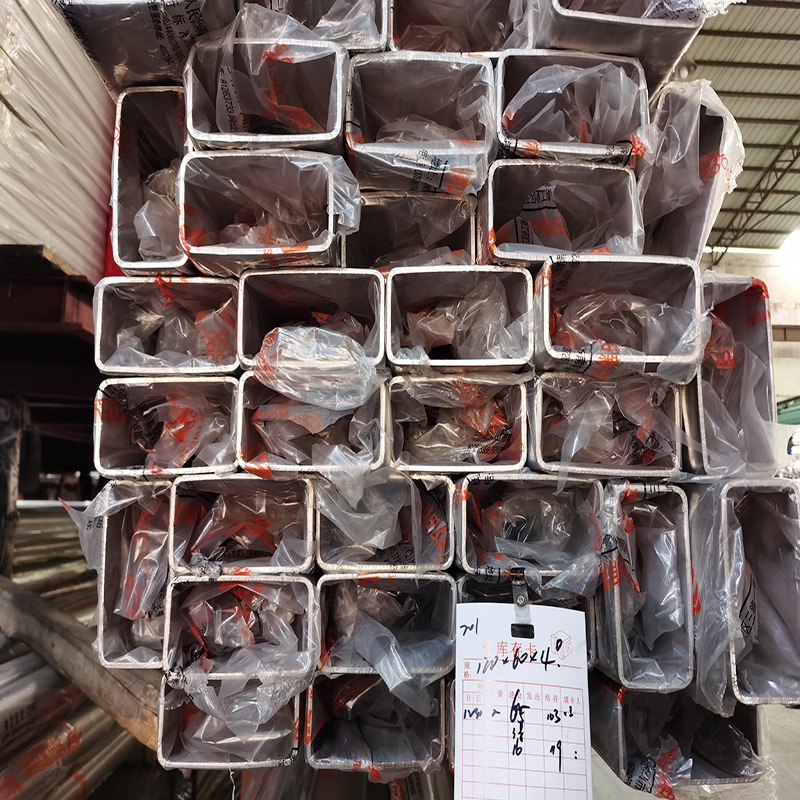 304 stainless steel rectangular pipe 120*60 stainless steel large flat pipe 201 construction rectangular welded pipe spot wholesale