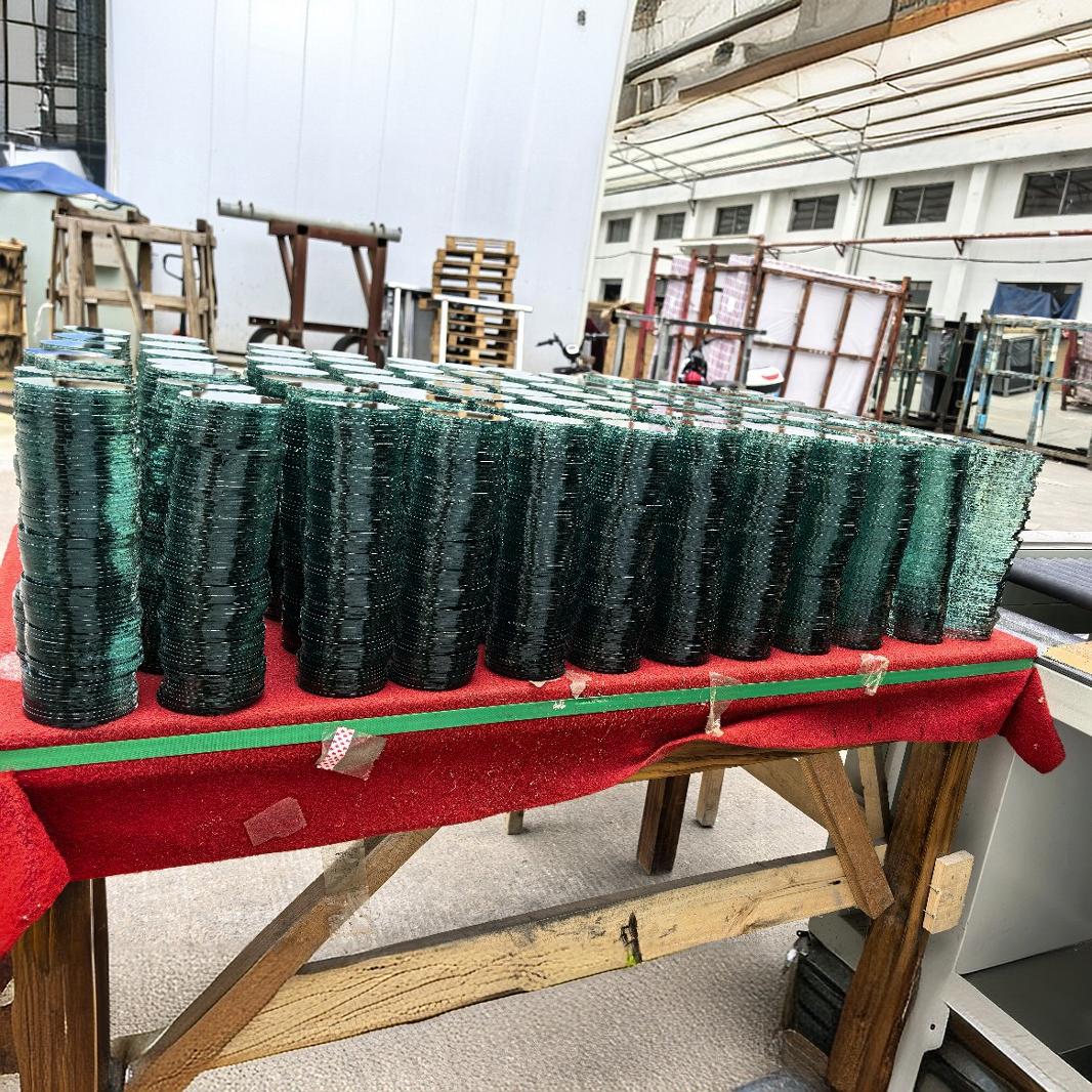 Cosmetic Lenses, Silver Mirrors, Aluminum Mirrors Manufacturer Wholesale Decorative Mirror Processing Portable Small Round Mirrors Silver Mirrors Aluminum Mirror Processing