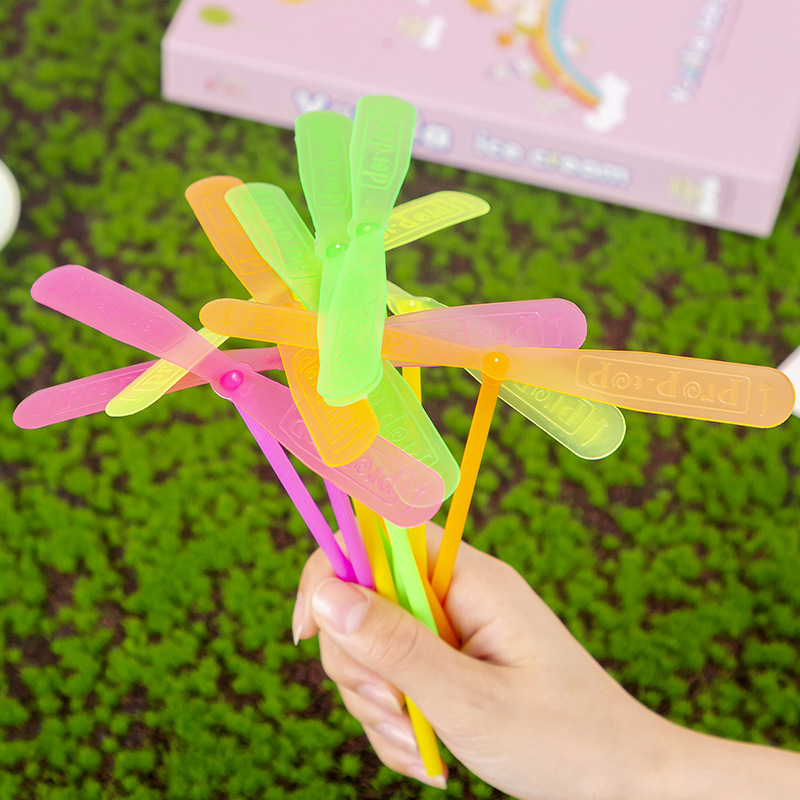 Hand-Rubbed Non-Luminous Bamboo Dragonfly Manufacturer Nostalgic Classic Double Flying Leaf Flying Fairy Bamboo Dragonfly Plastic Wholesale