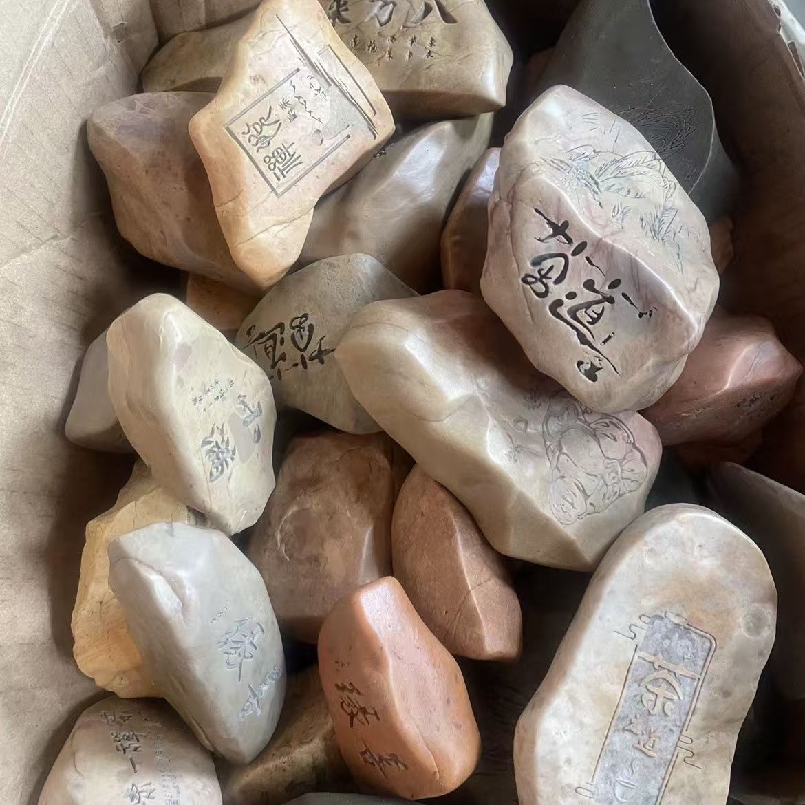 Каменные украшения Гоби Синьцзян, лазерная гравировка камня, ручные изделия, живописные антикварные уличные лотки