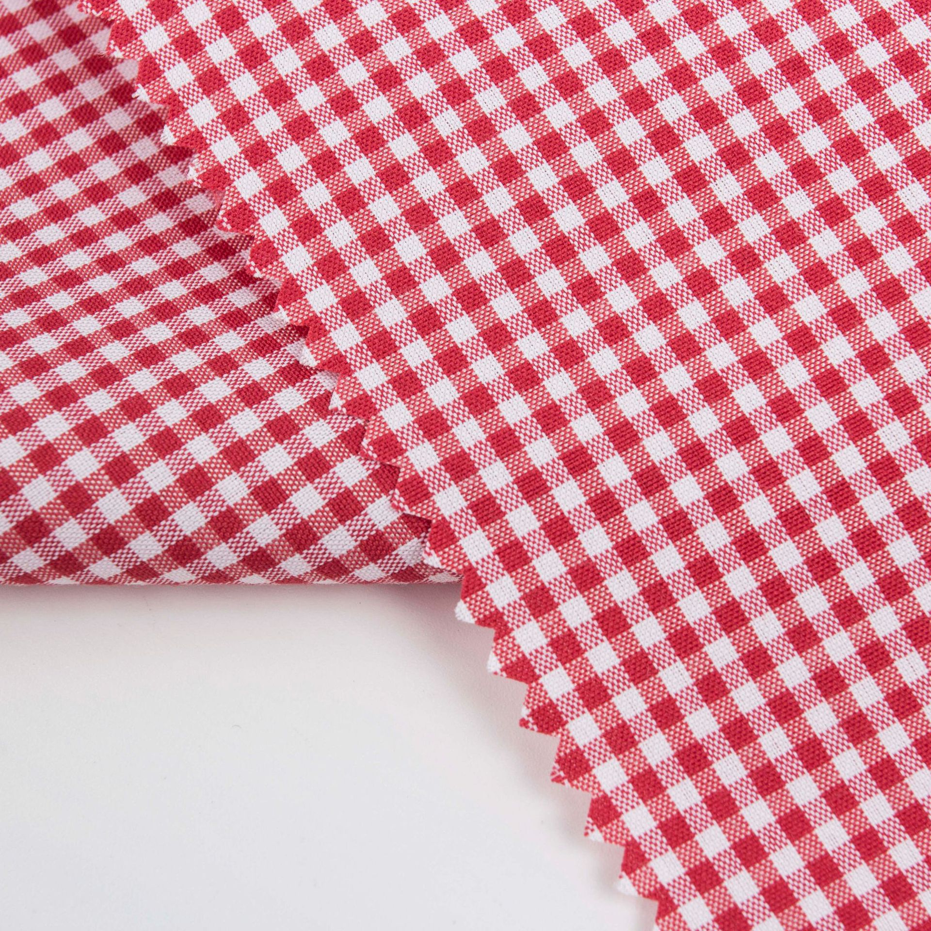 In stock factory wholesale TC polyester cotton plain yarn-dyed plaid fabric spring and summer shirt dress plaid cloth