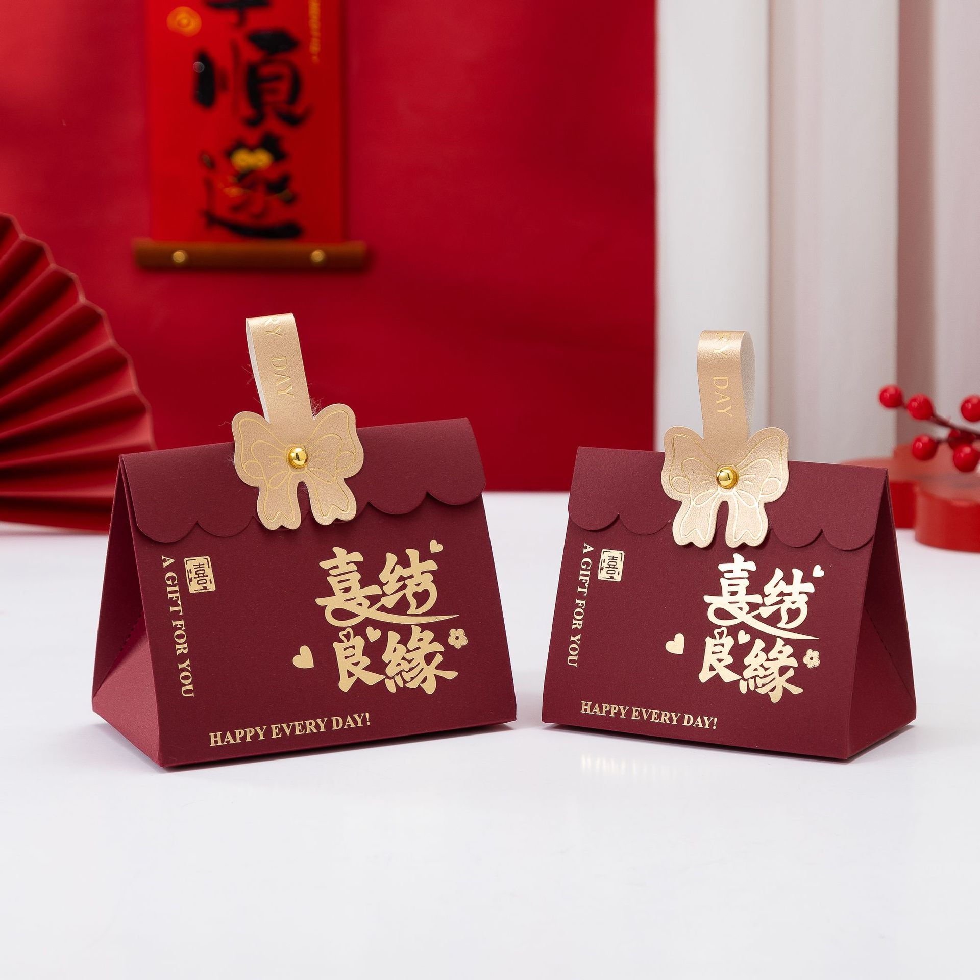 Red card candy box wedding candy box wedding candy box gift box gift candy packaging bag empty box wholesale